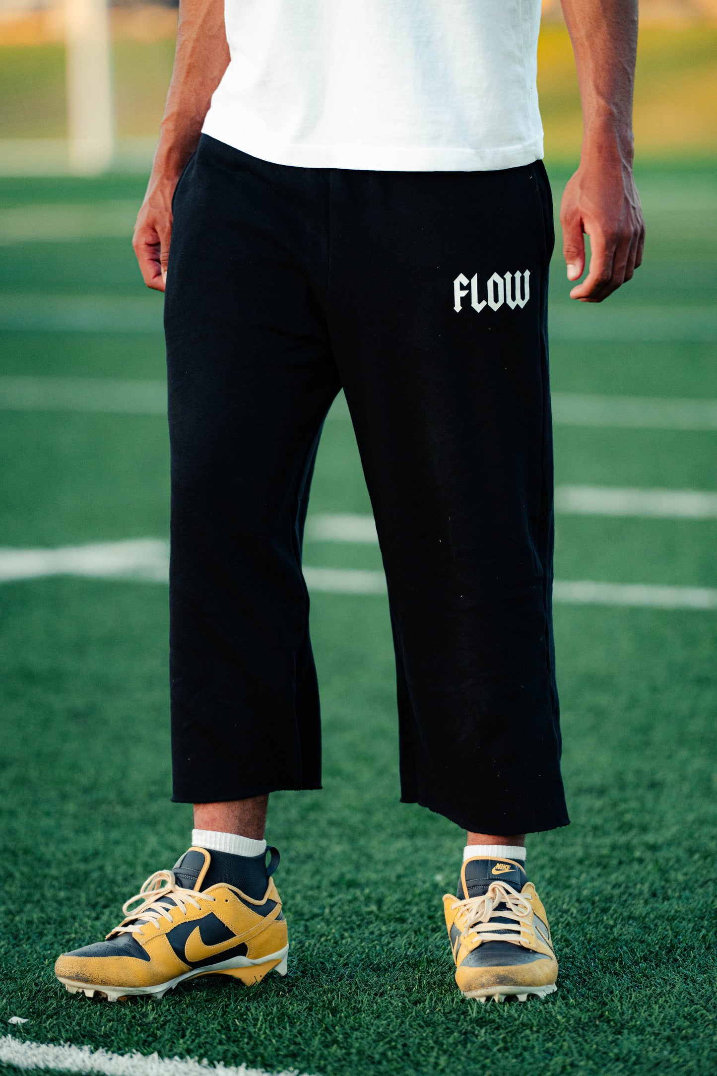 CUT SWEATS